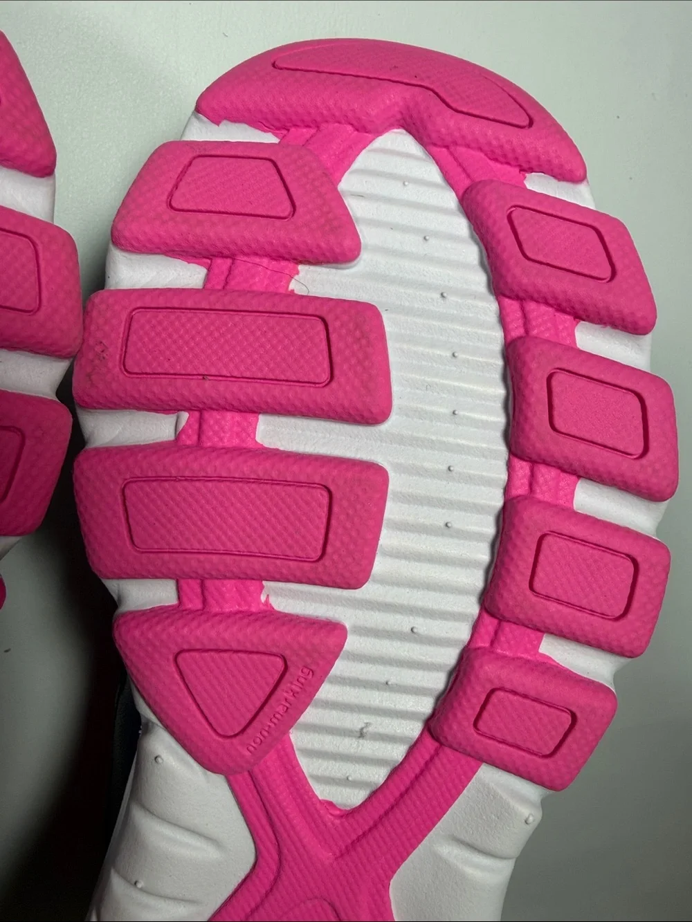 Girls Size 1 Stride Rite M2P Made to Play Journey Player Pink/Purple Sneaker